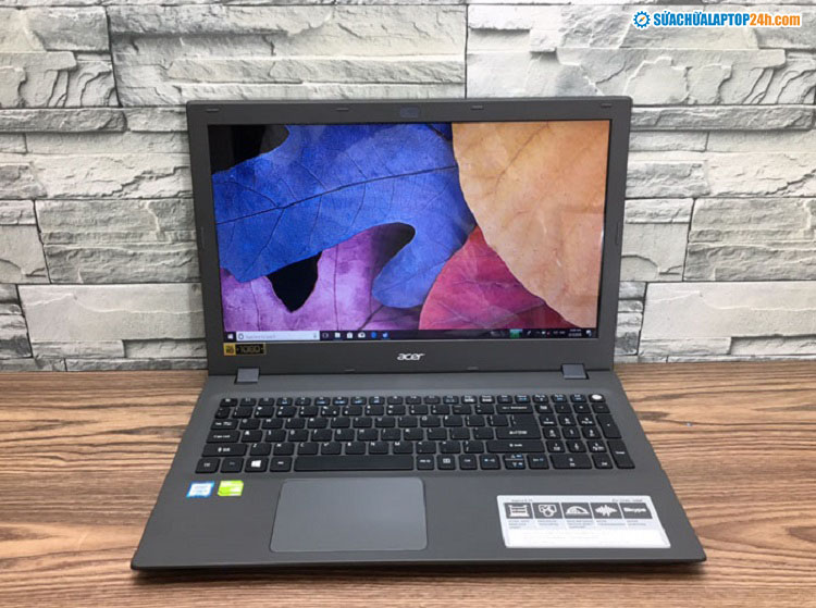 Để cài MacOS thì laptop của bạn phải có CPU core i3 trở lên