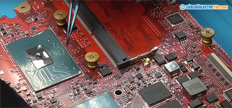 Người dùng phải chịu mức rủi ro 20% khi nâng cấp CPU dán cho laptop