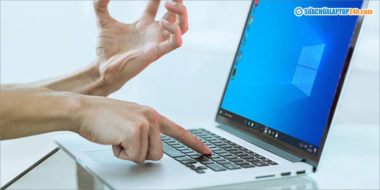 Các dấu hiệu laptop laptop bị đứng màn hình không tắt được