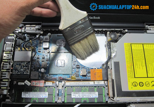 ve_sinh_macbook