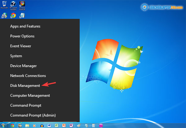 Chọn Disk Management từ danh sách