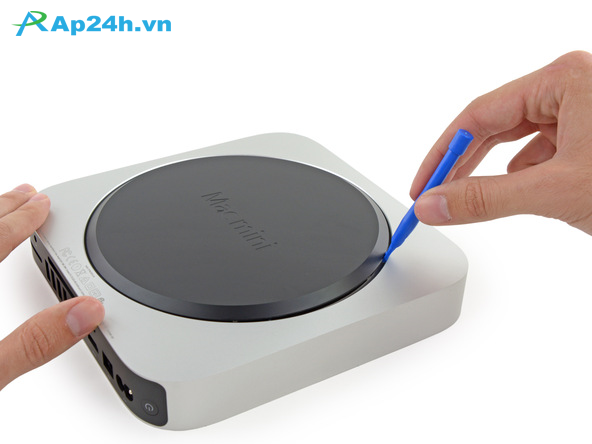 Hướng dẫn thay thế vỏ dưới Mac Mini 2014