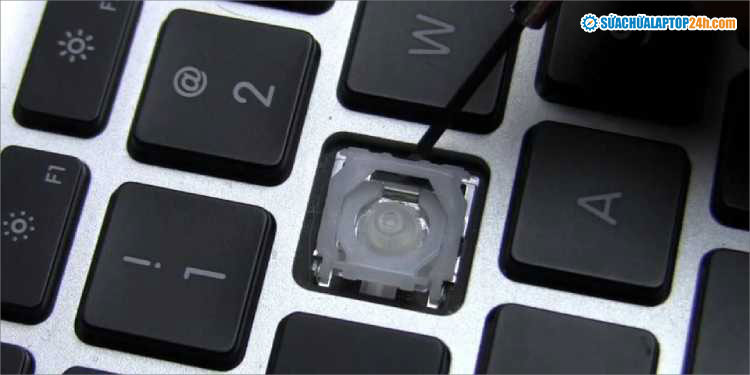 Cách sửa bàn phím laptop bị liệt 1 số nút do bụi bẩn