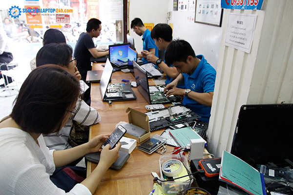 trung tâm sửa laptop uy tín tại Thái Hà 